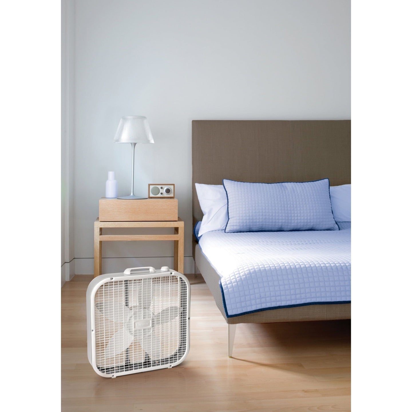20” Classic Box Fan – 3-Speed, Weather-Resistant Motor, Portable Cooling Fan, 22.5” Height, White