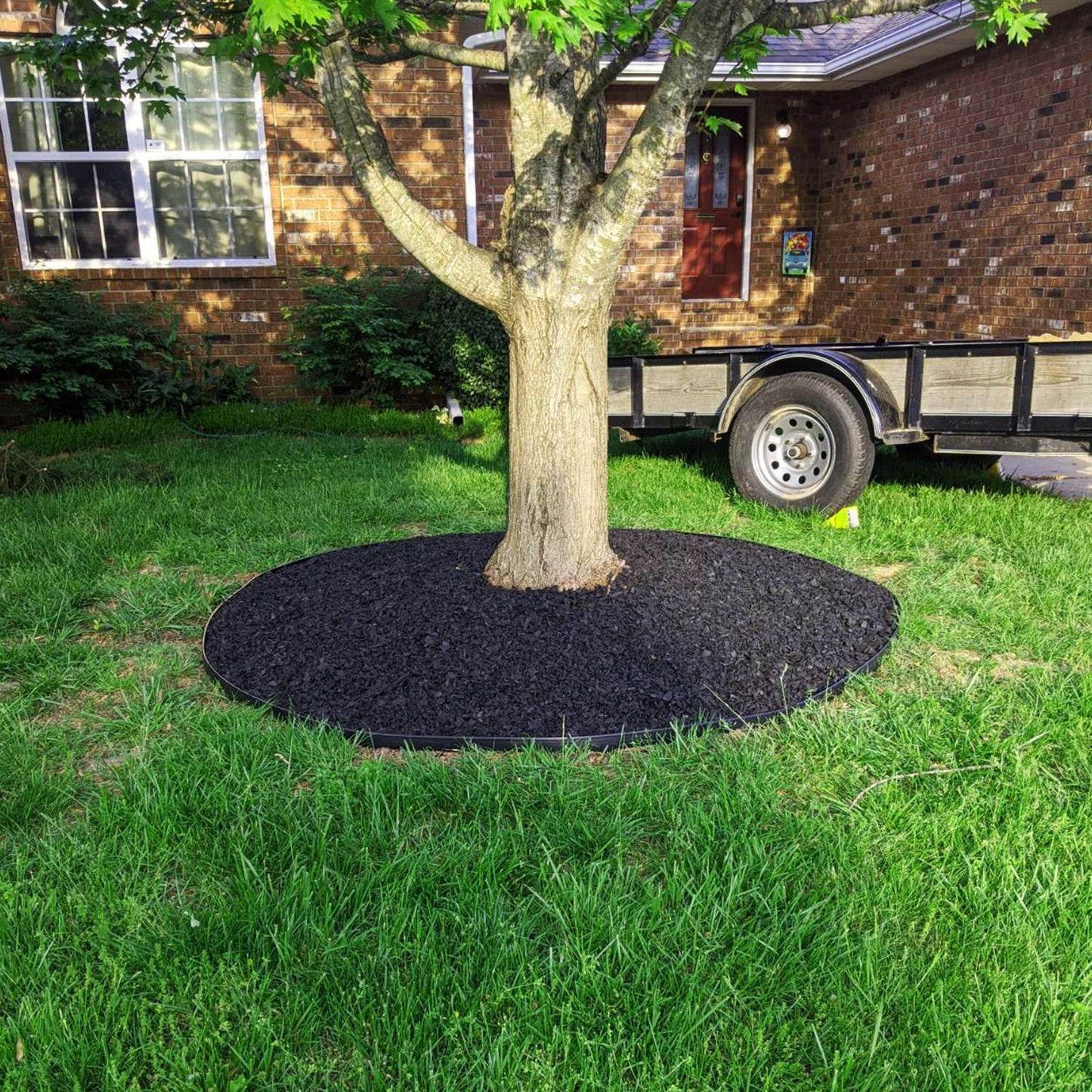 32.8FT Non-Digging Plastic Garden Edging Kit Plastic Garden Border with 30 Spikes 2In Tall Border Edging for Garden Lawn Yard Flower Beds