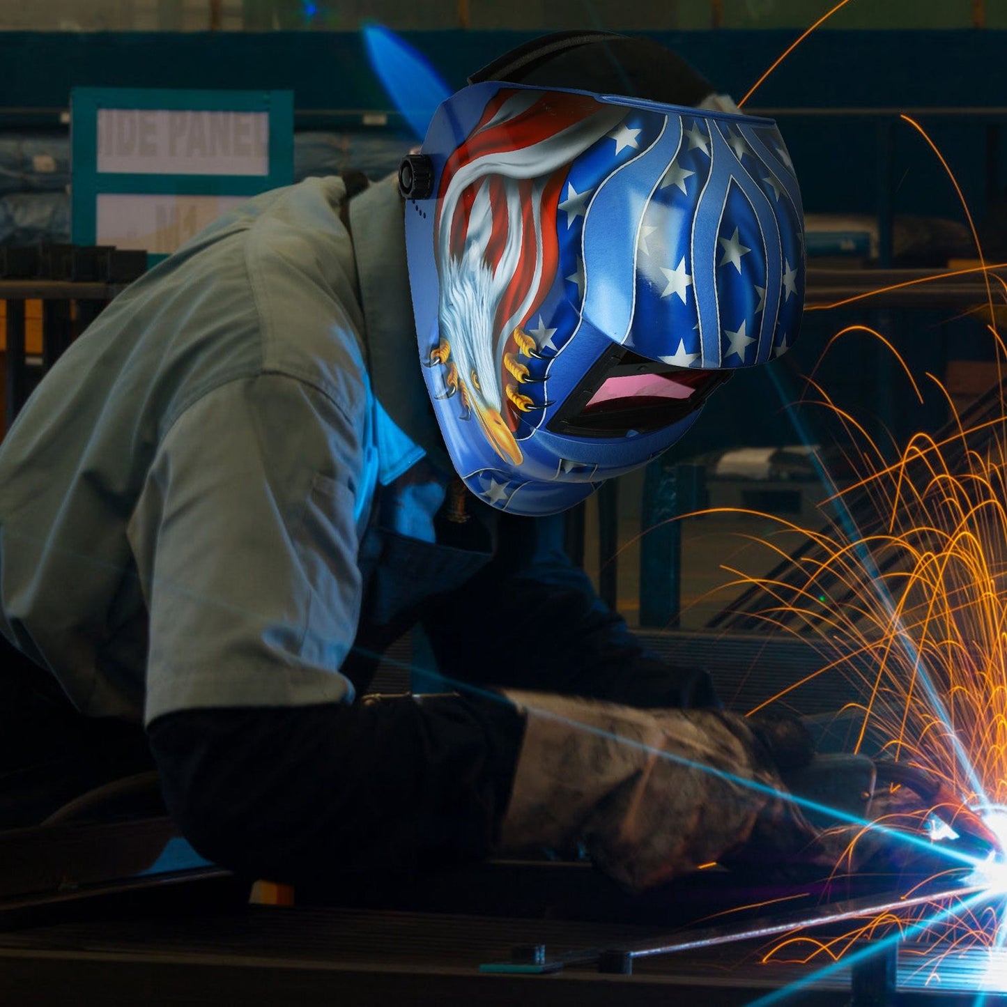 True Color Auto Darkening Welding Helmet - Solar Powered Mask for MIG/TIG/Arc & Grinding