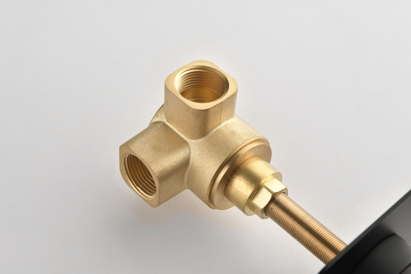 Master Shower Volume Control
Adjustable brass handle valve body, 1 piece