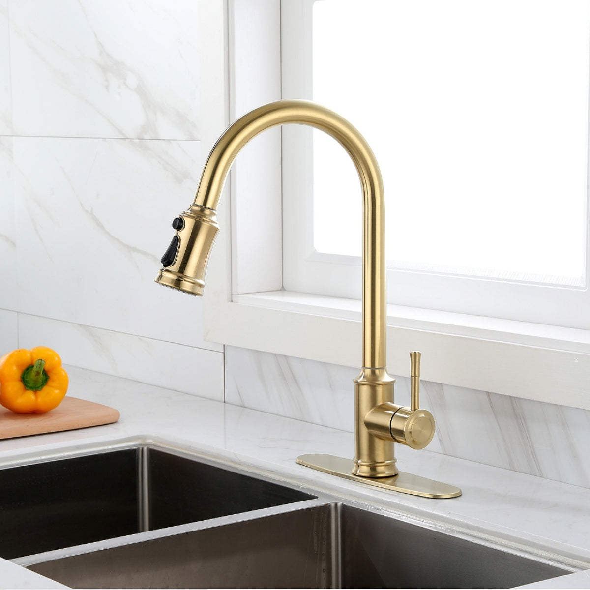 Touch Kitchen Faucet with Pull Down Sprayer,Single Handle High Arc  Pull out Kitchen Faucet,Single Level Stainless Steel Kitchen Sink Faucets with Pull down Sprayer