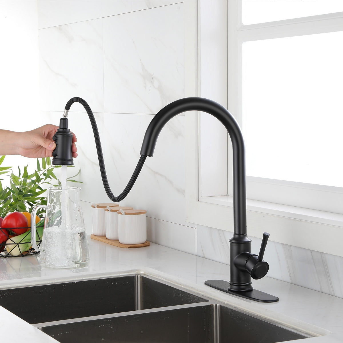 Touch Kitchen Faucet with Pull Down Sprayer,Single Handle High Arc  Pull out Kitchen Faucet,Single Level Stainless Steel Kitchen Sink Faucets with Pull down Sprayer